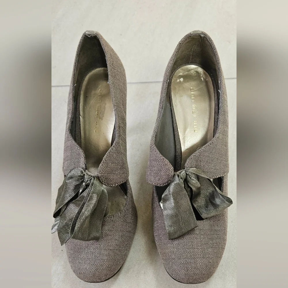 🌟 Rare Herringbone Gray Knit Pump Heels With Satin Bow🌟 - Picture 13 of 13